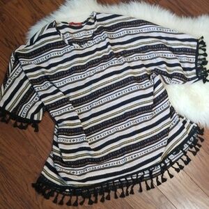 Kivenst Tassel Dolman Blouse